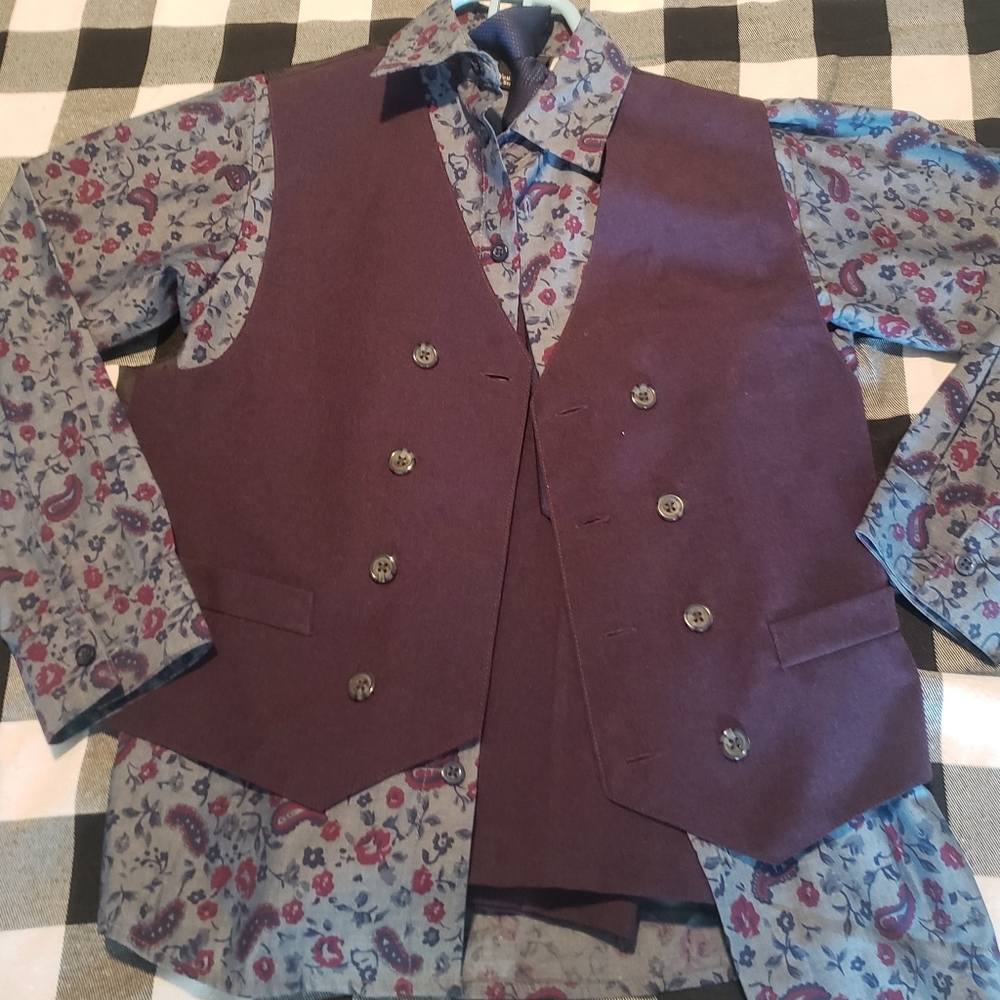 Boys suit